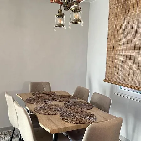 El Piso Del Pueblo Apartment *
